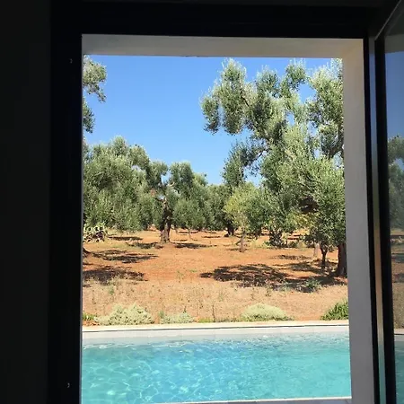 Lamia Fulmine Avec Piscine Serranova