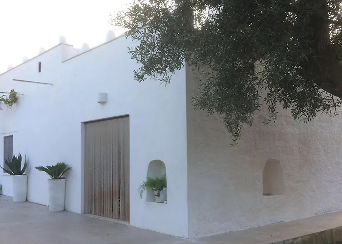 Lamia Fulmine Avec Piscine Serranova